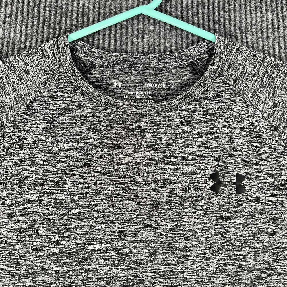 Under Armour Shirt Mens Small Gray Short Sleeve Tech Heat Gear Active Workout